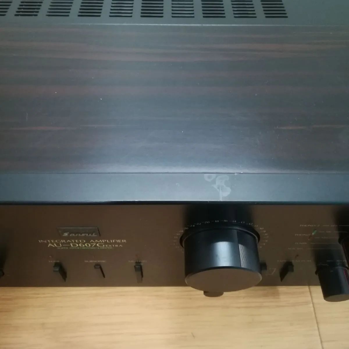 サンスイ プリメインアンプ AU-D607 通電確認のみ 取扱説明書あり Sansui (サンスイ) プリメインアンプ AU-D607G EXTRA 通電確認