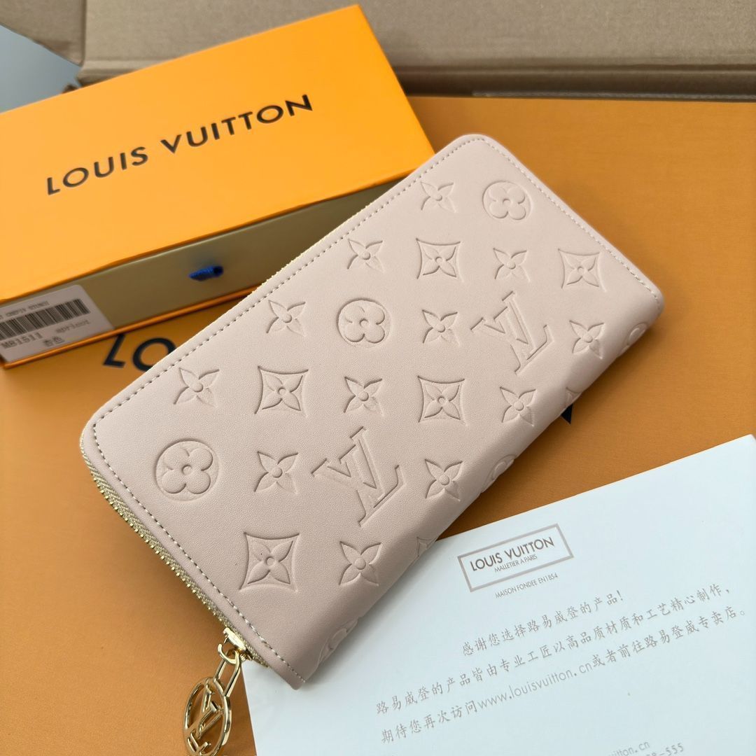 明日着 限定 レザー製 LV デボス加工♪ モノグラム 長財布 ZIPPY