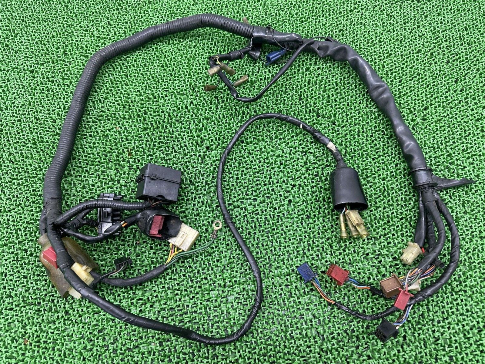 CB400SF メインハーネス ホンダ 純正 バイク 部品 NC31 ヒューズボックス 断線無し 品薄 品 安心のノーマル Am