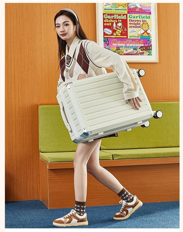 旅行バッグ