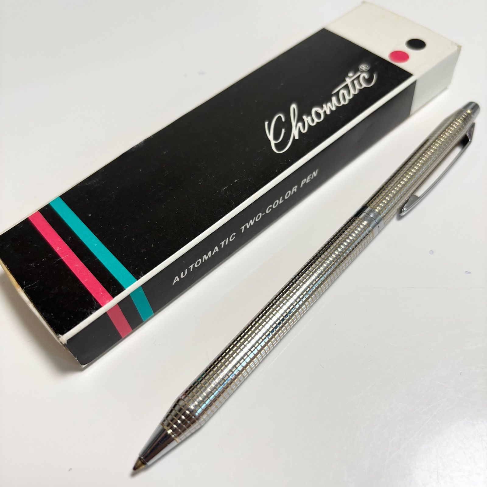 送料無料】Chromatic/クロマティック/2色ボールペン/赤/黒/シルバー/箱