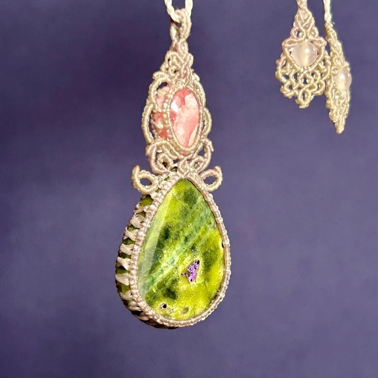 アトランティサイト、インカローズのマクラメネックレス 注文