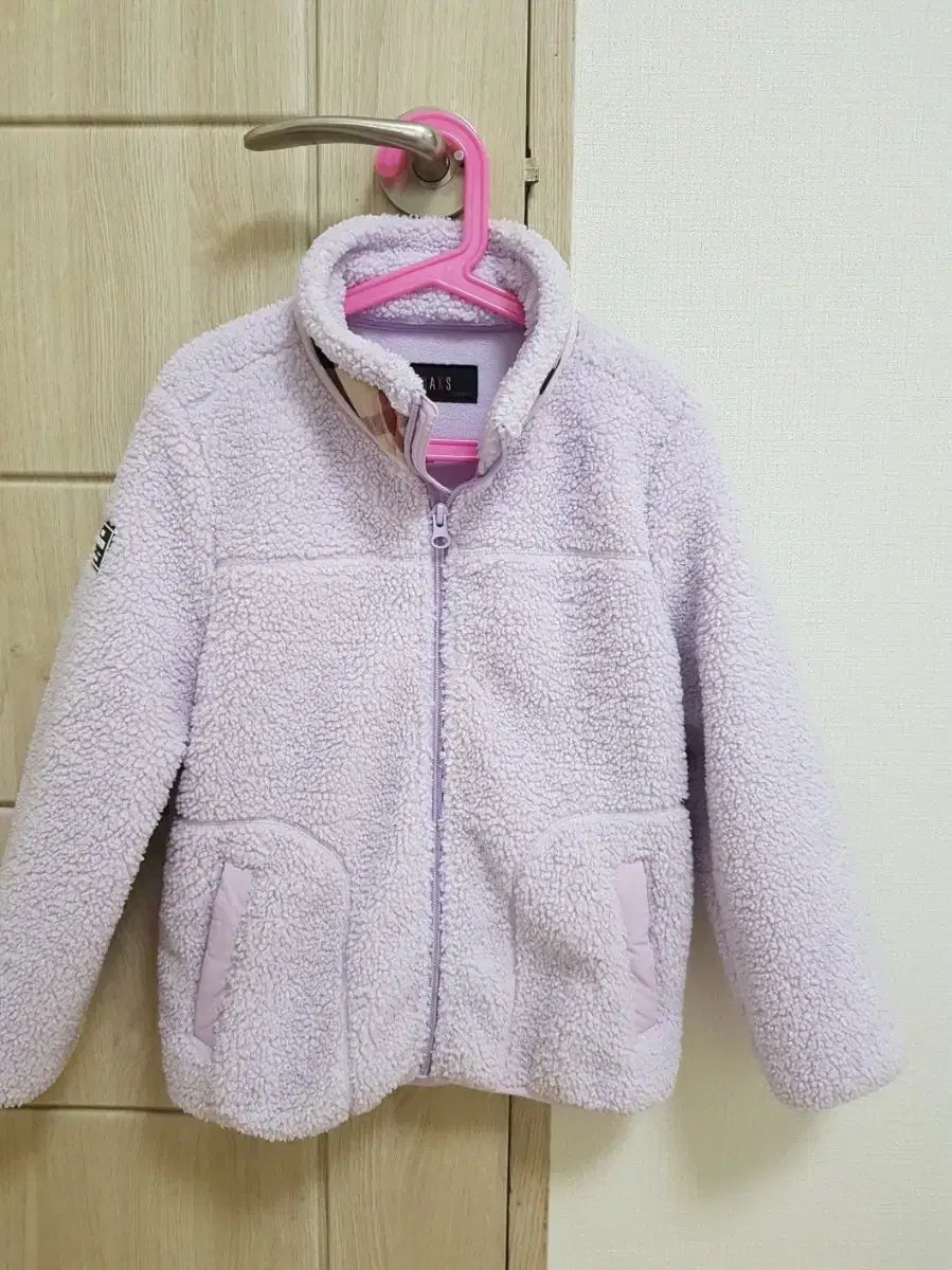 ダックスキッズ（DAKS Little）女の子用 軽量ダウン 165