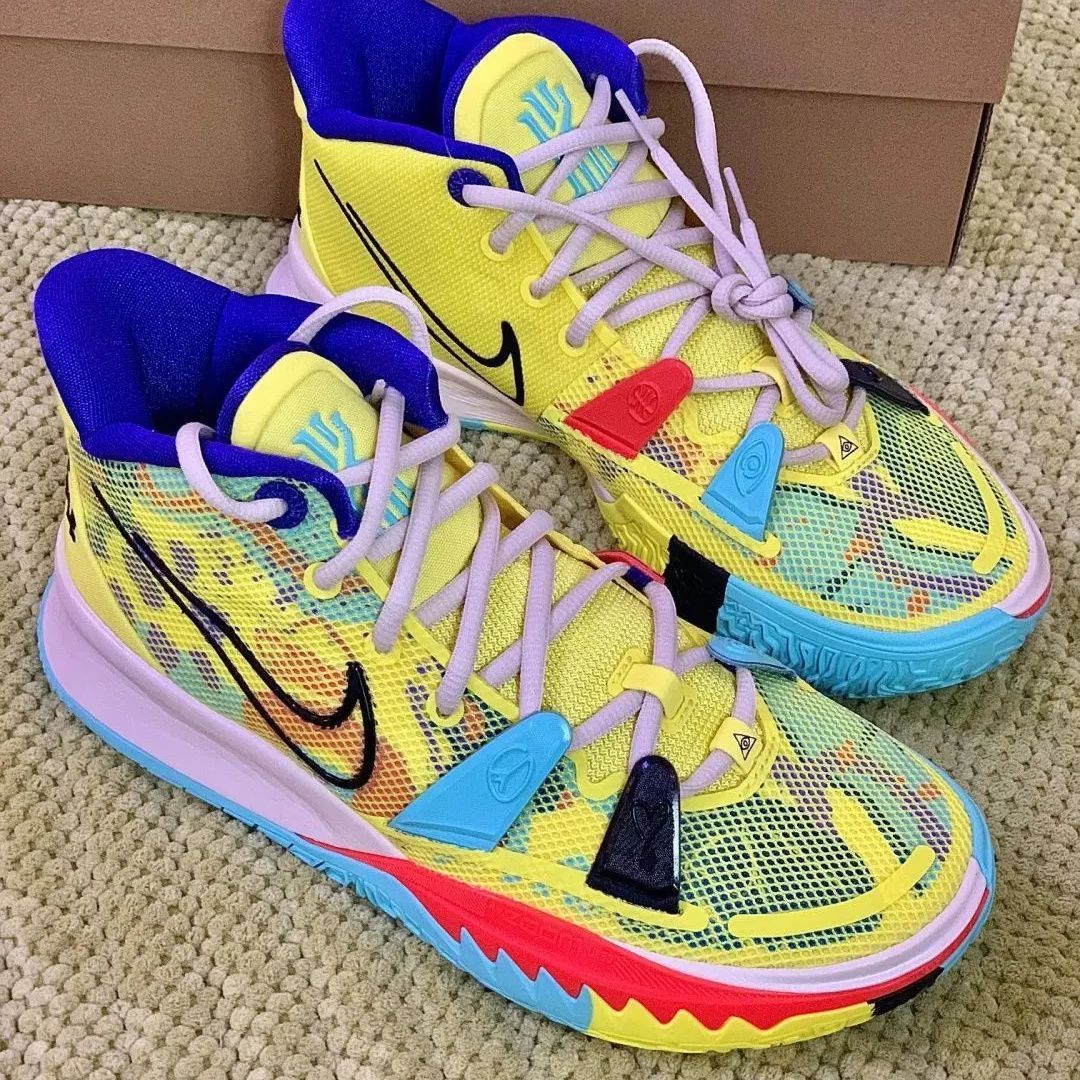 新品 Nike カイリー 7 EP 