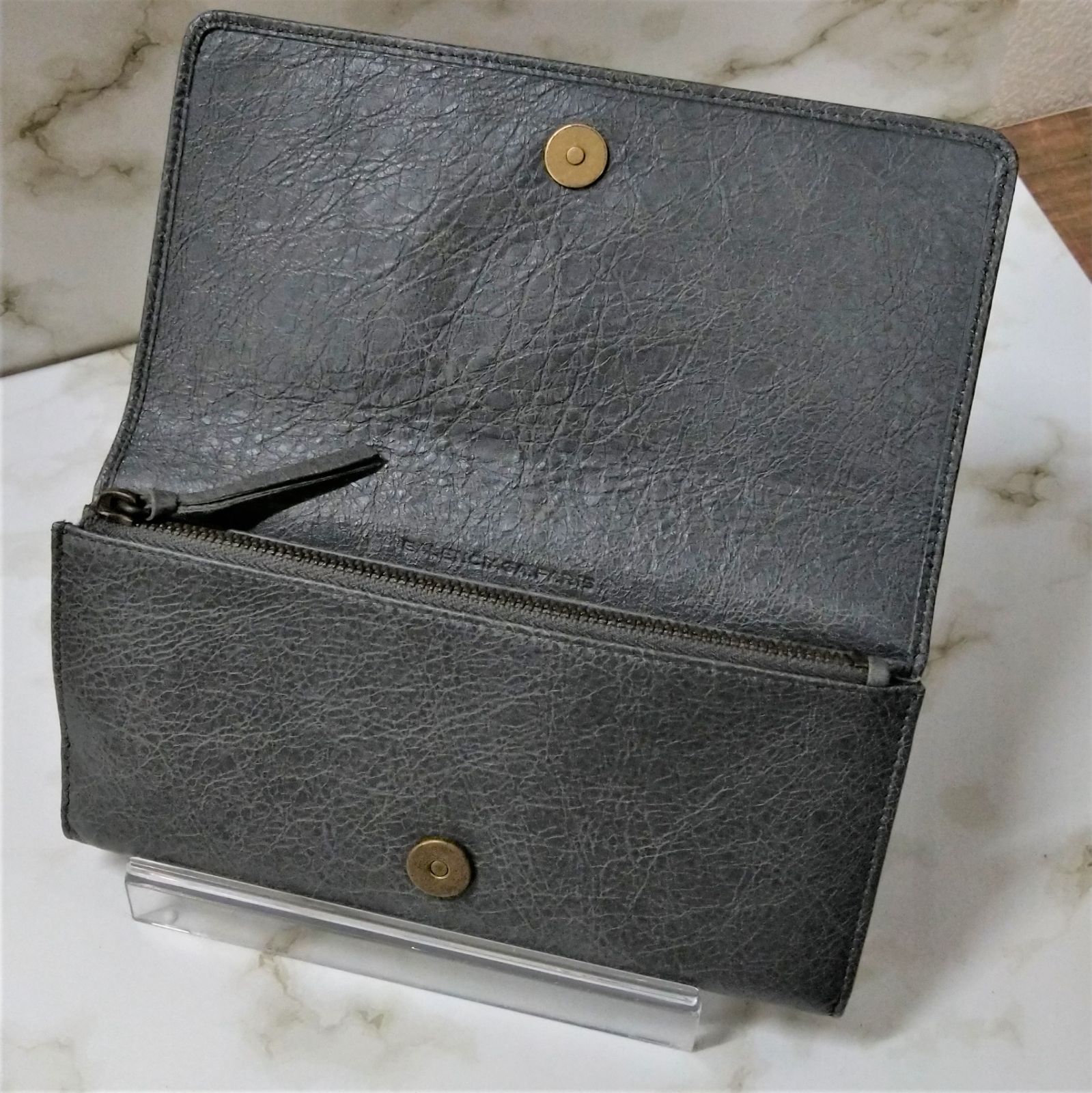 値下げしました】BALENCIAGA バレンシアガ 長財布 - メルカリ