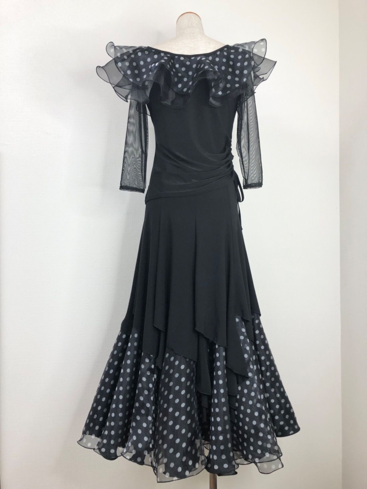 新品》社交ダンス オーガンジーフリル ドット柄 セットアップ