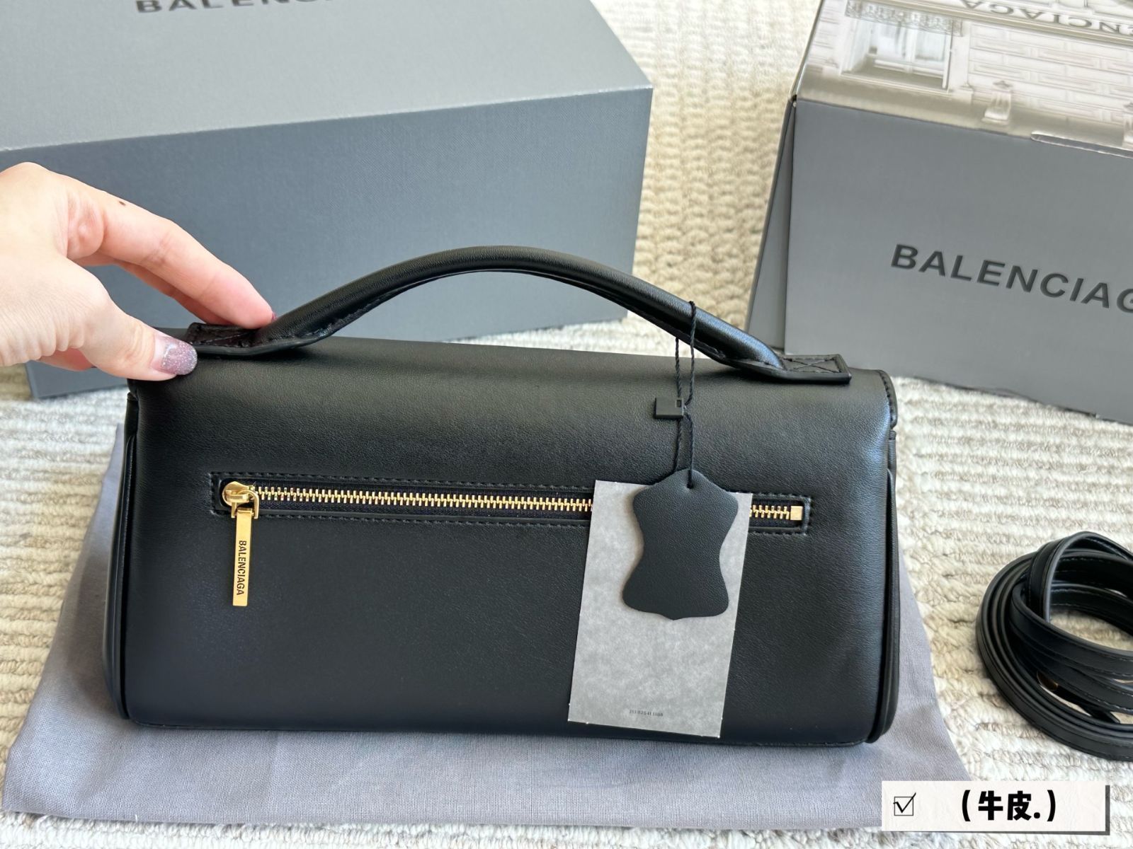 BALENCIAGA 2025年新作 ベレア レザー ハンドバッグ ? 28×14cm