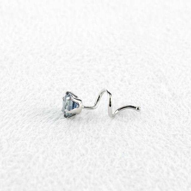 PT900 片耳ピアス　サファイア＆メレと縦長メレ各1点づつ　計2点まとめ Amazon | [ダイヤモンドワールド] レディース ジュエリー PT900