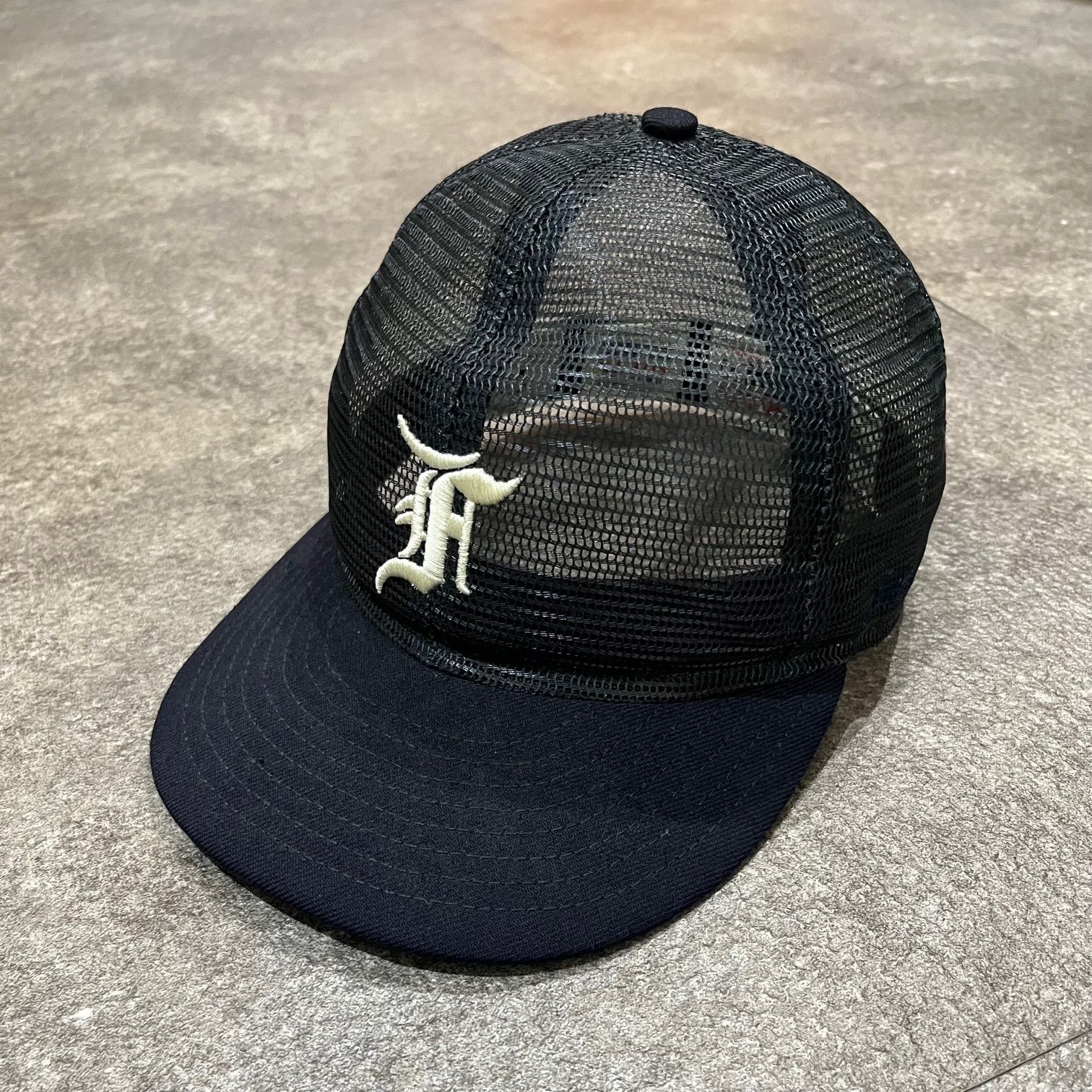 New Era FOG ESSENTIALS メッシュキャップ ニューエラ エッセンシャルズ 7 3/8 67158A1 - メルカリ