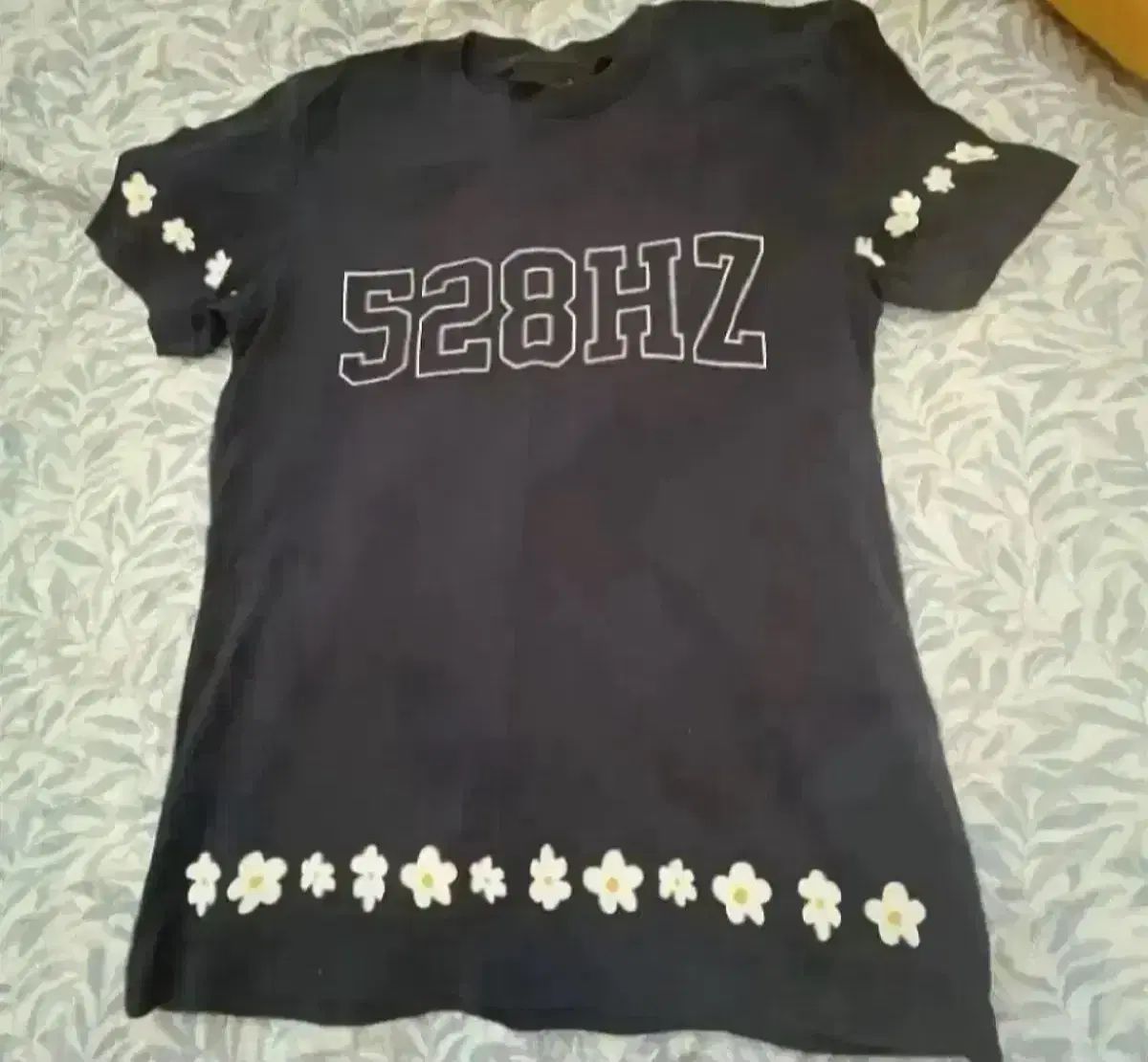 アシックス