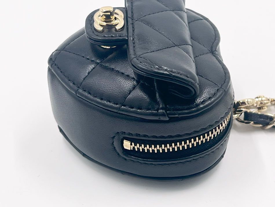 CHANEL シャネル ミニ ハート バッグ チャーム ケース ラムスキン  