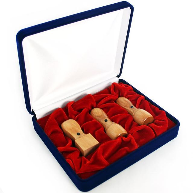  法人印鑑 3点セット ケース付き キャンペーン 3本 斧折樺 天丸 丸印 18ｍｍ 16 5ｍｍ 代表印 銀行印 角印 24ｍｍ 化粧ケース 紺色 ケース付セット ニス塗り オノオレカンバ 会社設立セット 設立 屋号 起業 会社印 会社実印 役職印 その他 印鑑 印章 スタンプ