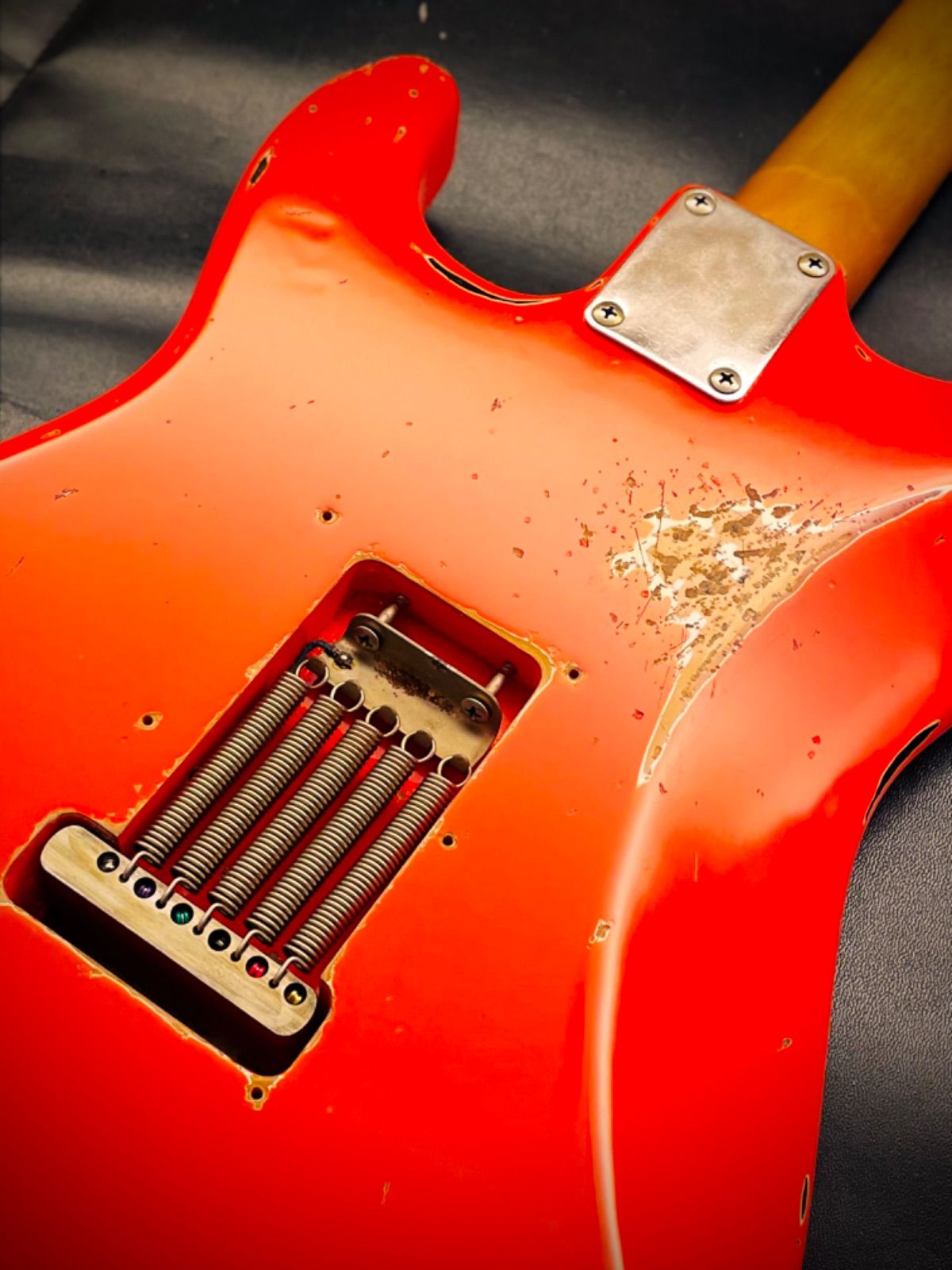 Vintage Fender Japan Stratocaster ST-62 N-シリアル Restomod Heavy Relic Fiesta Red 「Elite Model」