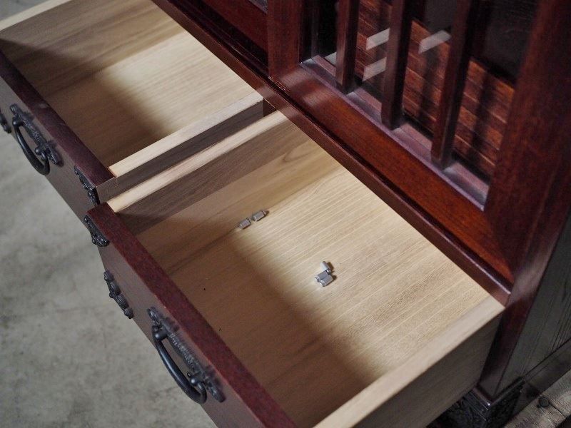 ガラスキャビネット 現代モノ