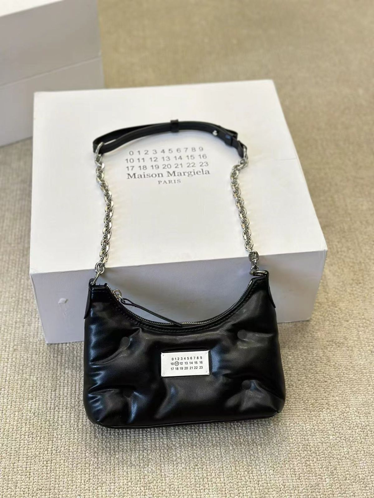 新品未使用  MM6 Maison Margiela ショルダーバッグ