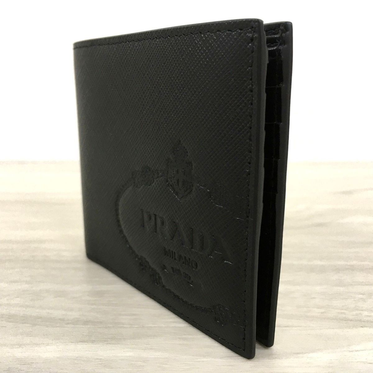 未使用品 PRADA 二つ折り札入れ NERO 2MO513 460-