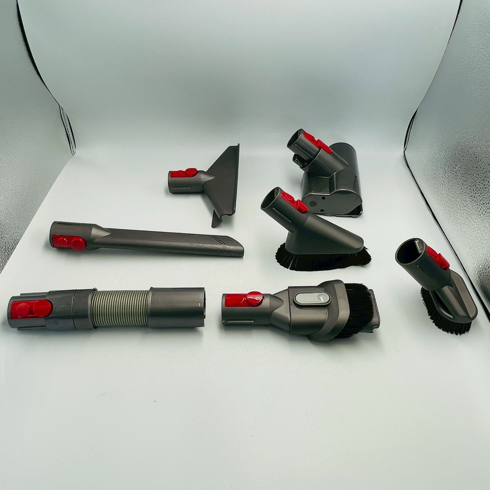 掃除機　dyson SV14のアタッチメント 簡易清掃済】ダイソン （型番：SV14） 掃除機 付属品