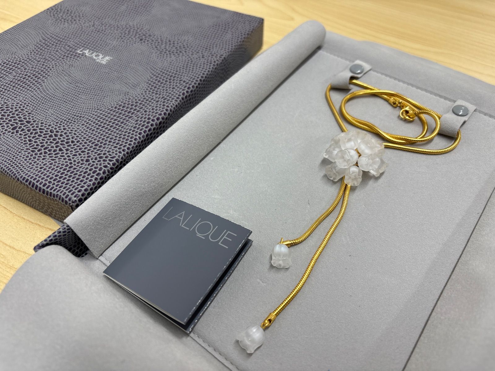 LALIQUE ネックレス
