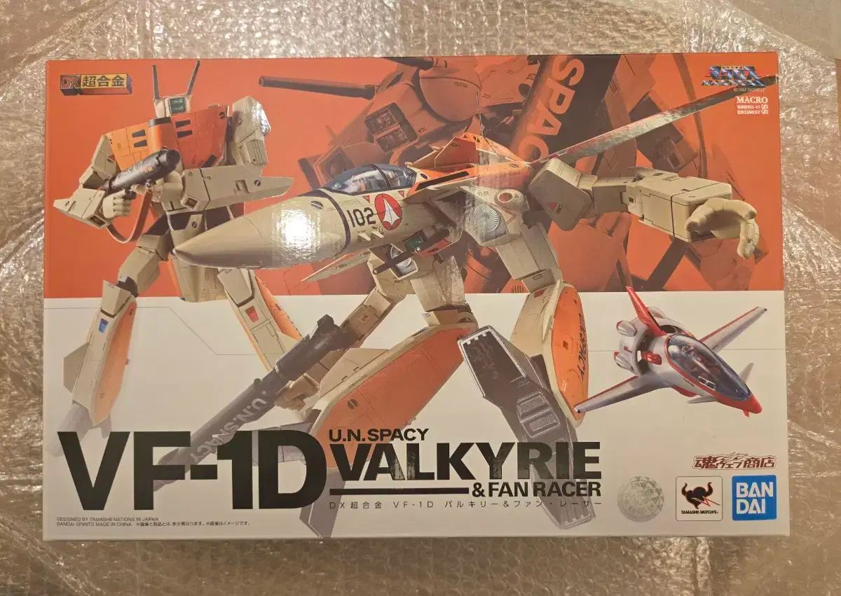 BANDAI - マクロス超合金VF-1D Macross】DX Chogokin VF-1D Valkyrie and Fan Racer / Robotech