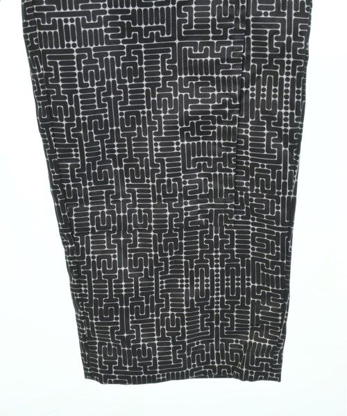 BLACK COMME