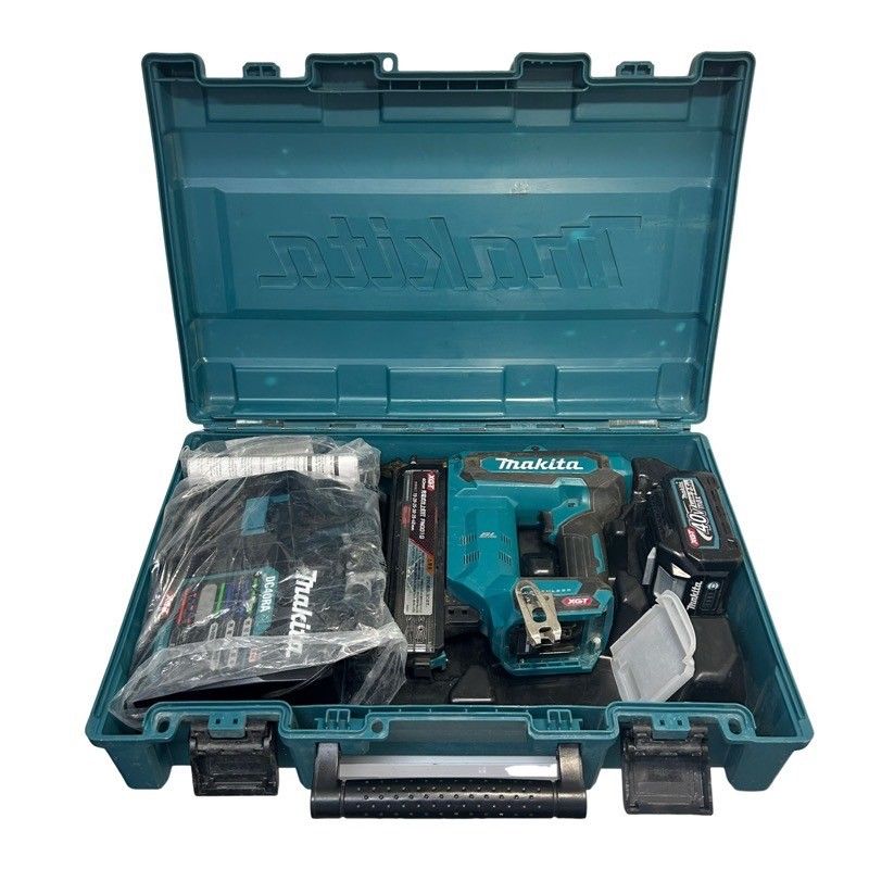 makita マキタ 充電式仕上釘打機 FN001GRD 40VMax バッテリーBL4025 充電器DC40RA ブルー 電動工具 42509R24