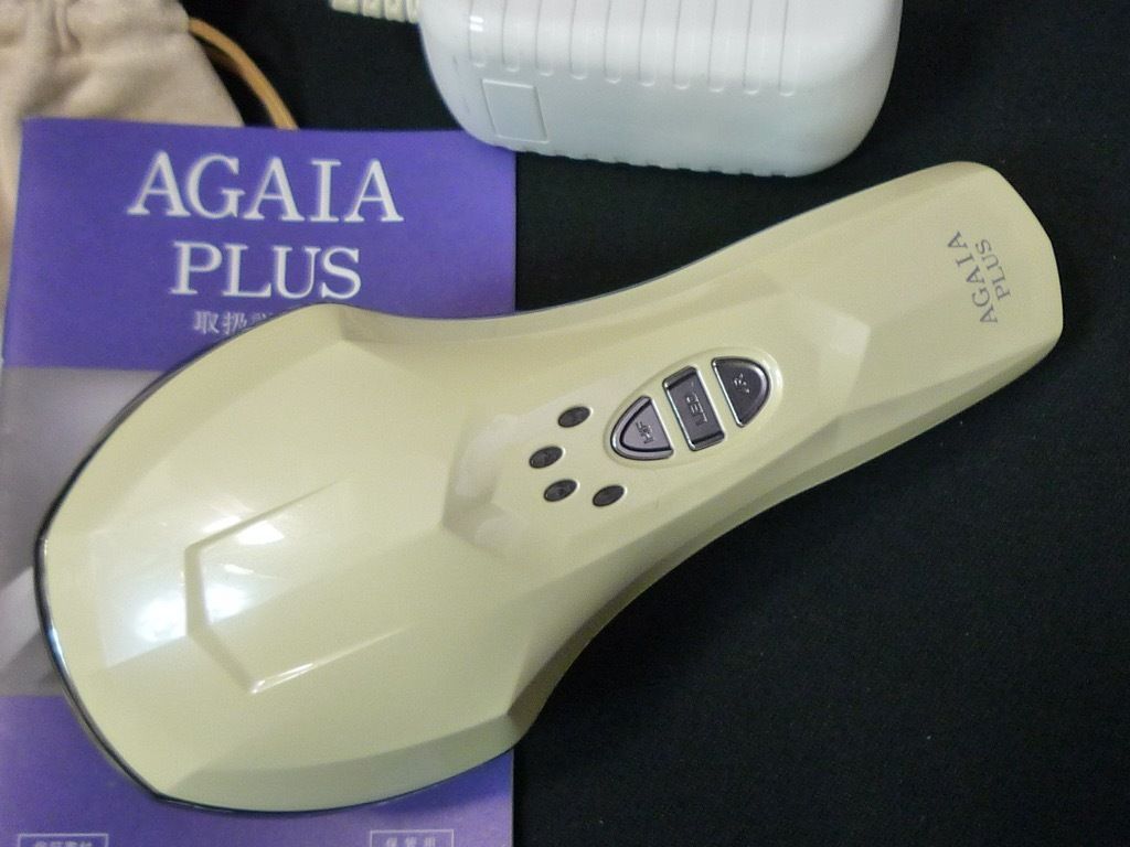 AGAIA PLUS アガイア プラス バイオテック 育毛器 発毛促進 5つのプラス IGF-1の産生促進 取説 袋 美容補助機器 お買得 必見 -  メルカリ