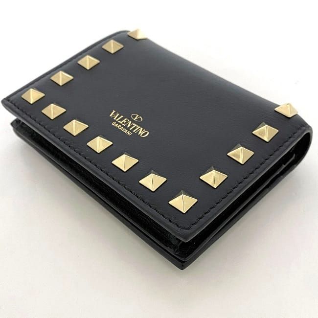 VALENTINO ヴァレンティノ 二つ折り　箱付き　ロックスタッズ 楽天市場】【11/20限定・最大2万円OFFクーポン配布中】VALENTINO