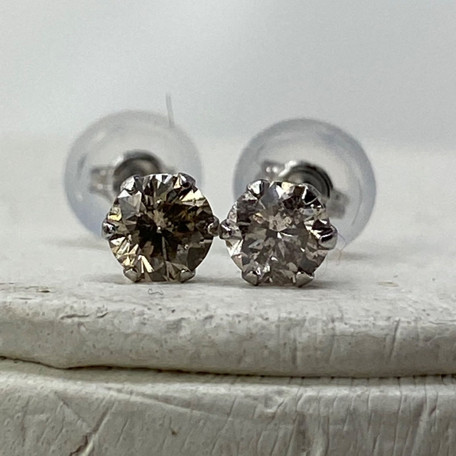 pt900 プラチナ天然ダイヤモンド0.4ct ピアス
