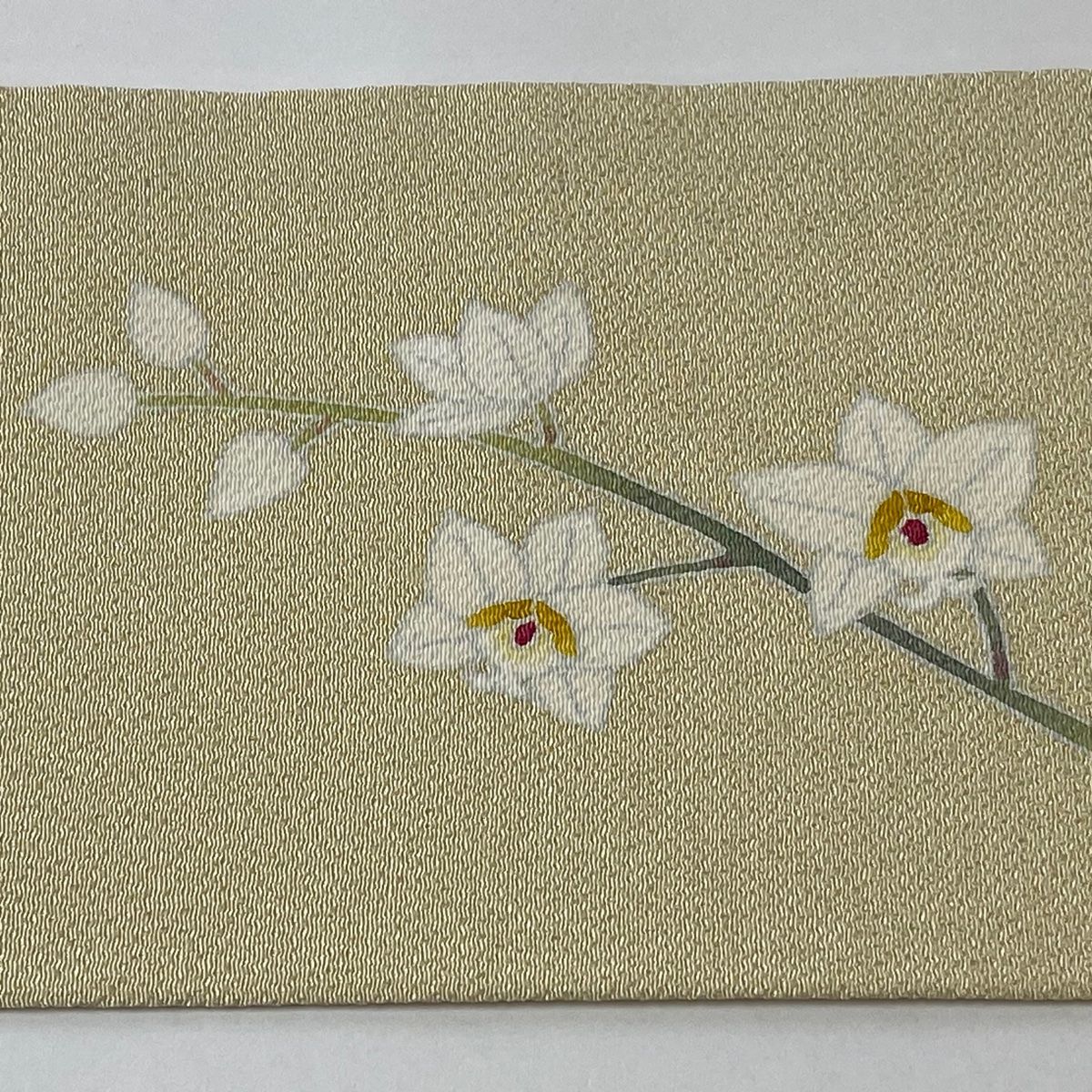 名古屋帯 美品 逸品 羽田登喜 落款 鴛鴦 金彩 縮緬 ベージュ
