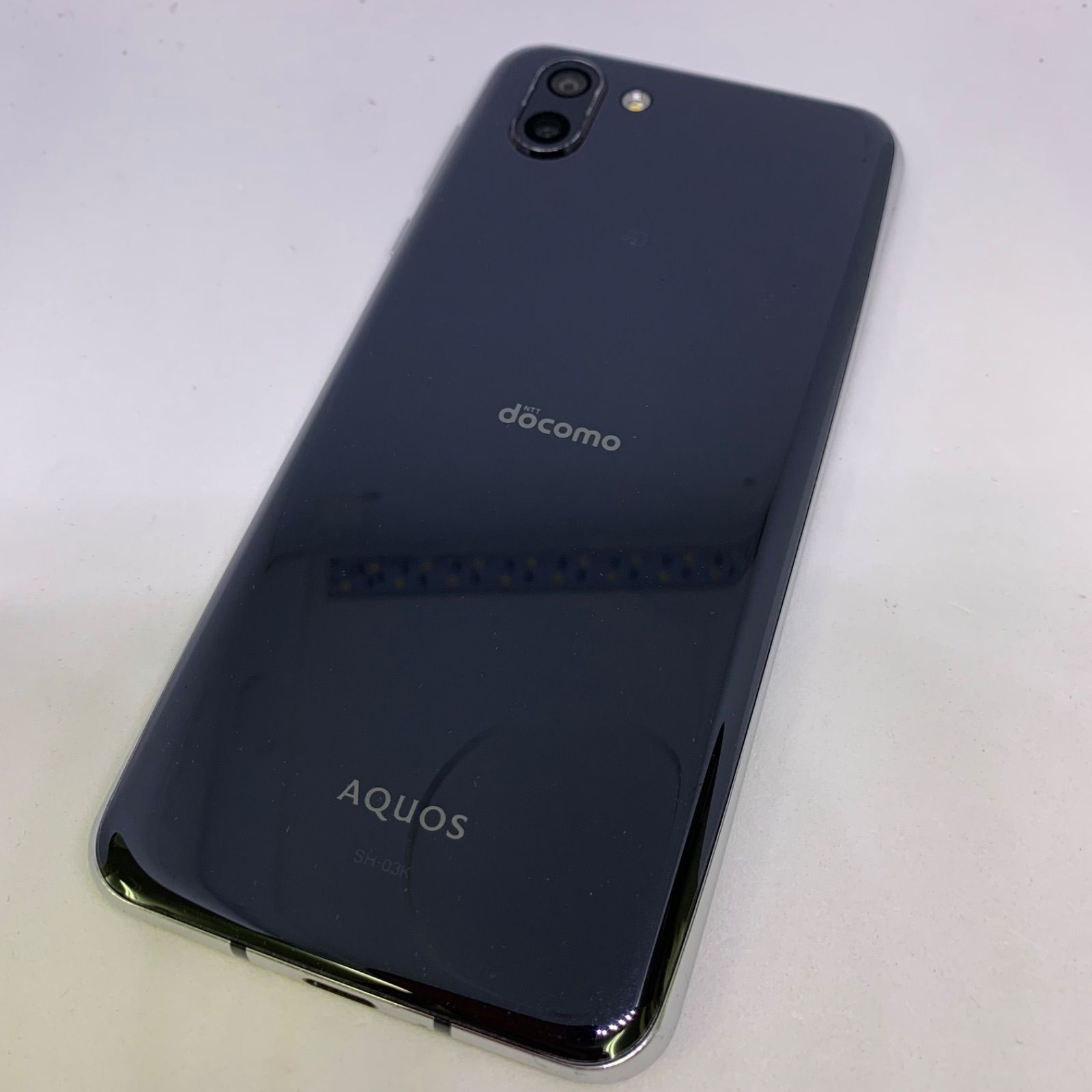 ◆新品/未使用 AQUOS R2 SH-03K docomo版　ブラック 中古品】docomo AQUOS R2 SH-03K ブラック ドコモ SH-03K ブラック