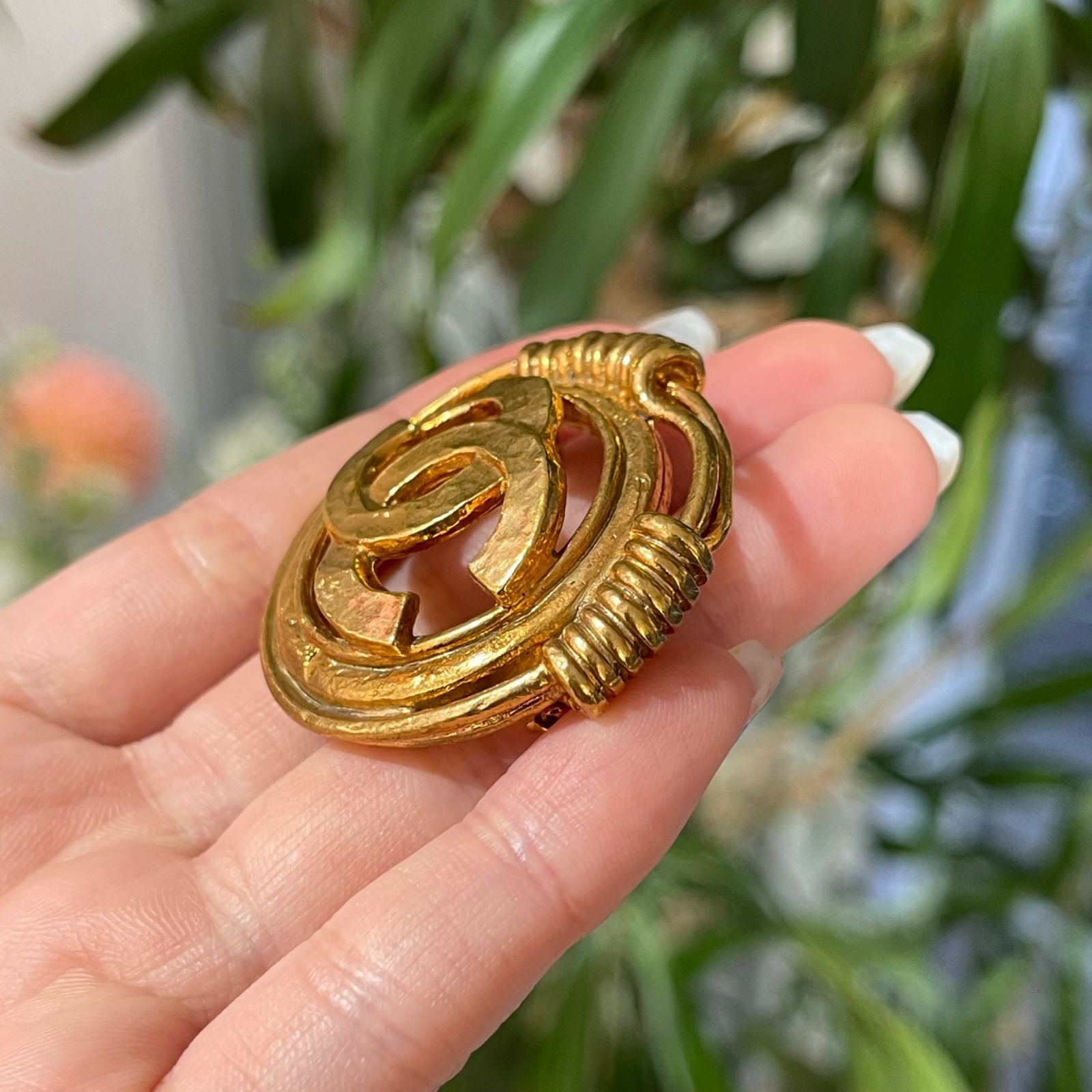 シャネル ブローチ ココマーク 94 ゴールド ラウンド 中古品 (86075)