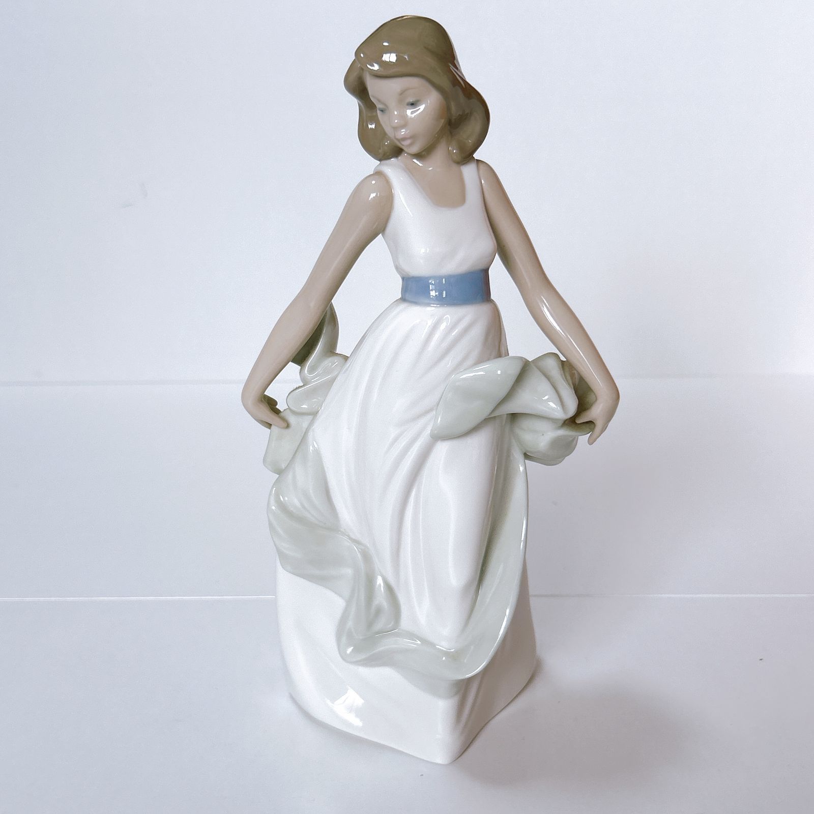 箱あり 空中散歩 ナオ NAO リヤドロ ヴィンテージ 陶器 インテリア 管理番号KKVTRRA22