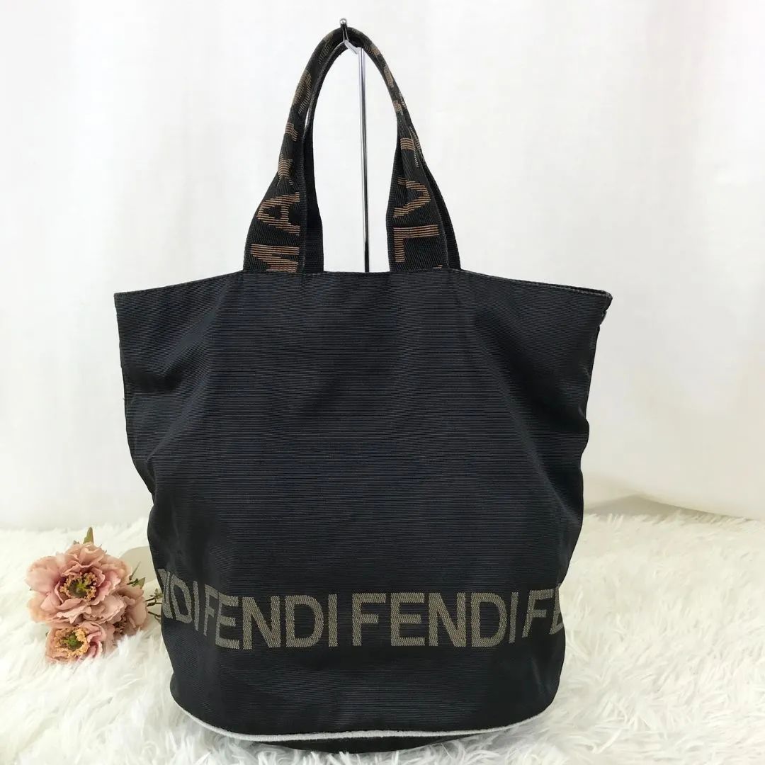 FENDI 黒 ナイロントートバッグ FENDI】フェンディ『ナイロン トートバッグ』レディース 1週間