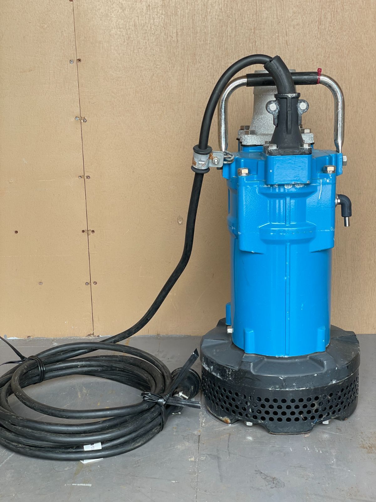 200V ツルミ　KTVE33.7-61口径　80ｍｍ3.7Kwポンプ　センサー 200V ツルミ KTVE33.7-61口径 80mm3.7Kwポンプ センサー