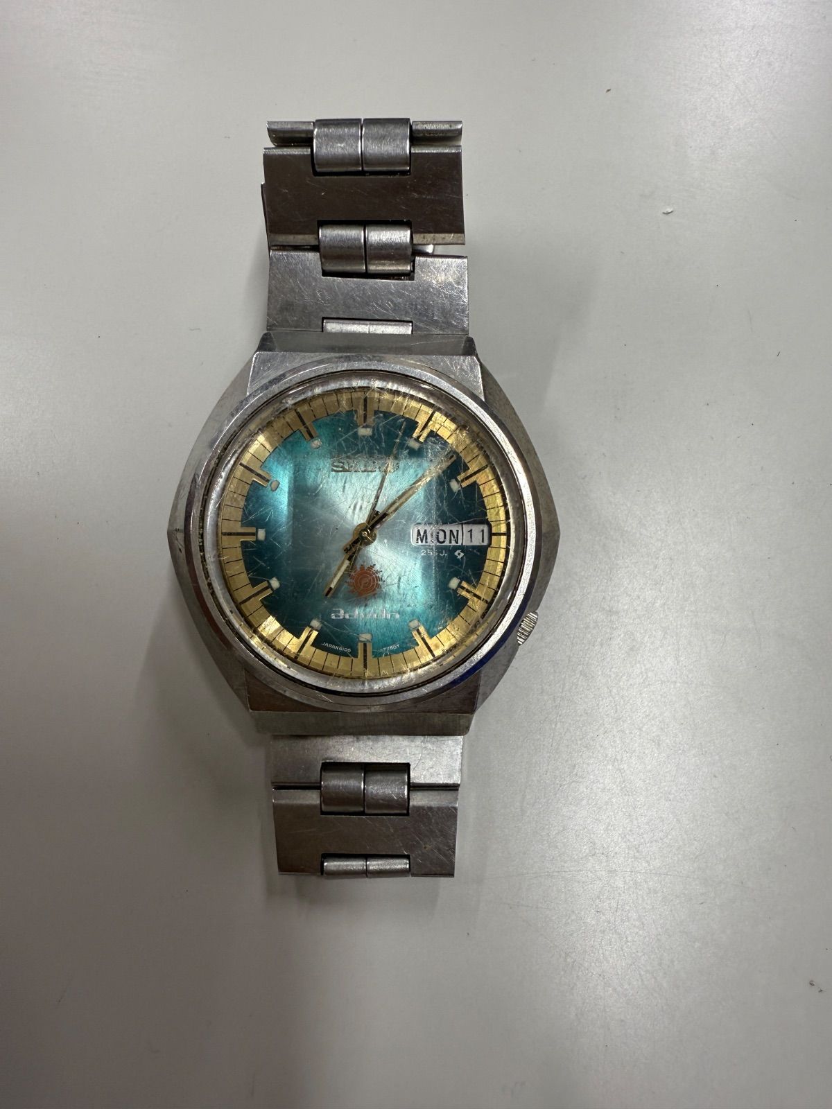 A03 SEIKO セイコー アドバン 6016-7570自動巻き 稼働品】セイコー アドバン 6016-7570自動巻き - メルカリ