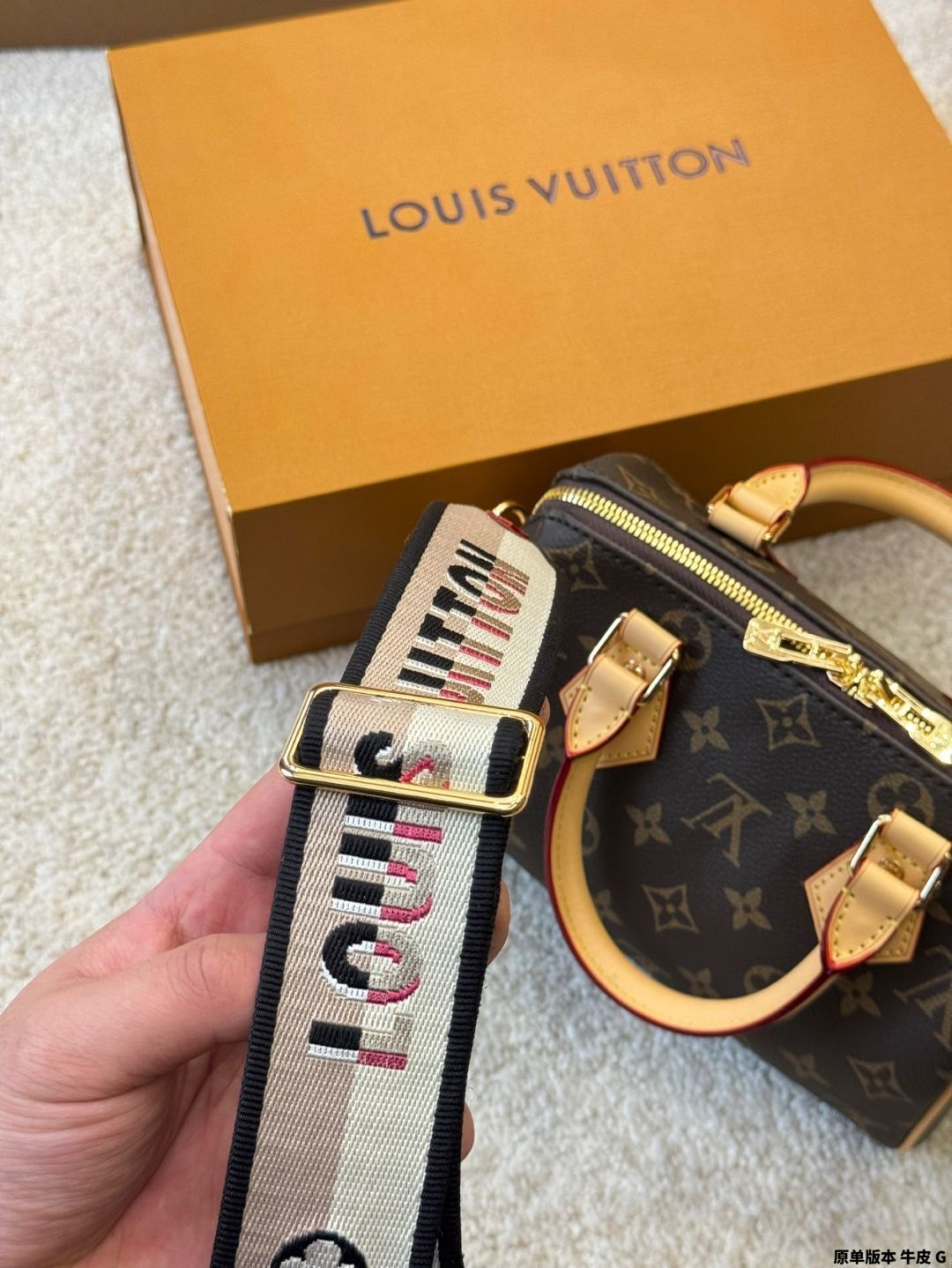 ☘️ 美品 希少 激レア モノグラム エピ LV イニシャル パステルカラー ☘️ 今日特価】LV Speedy 20 ピローバッグ レトロ シティキープアル
