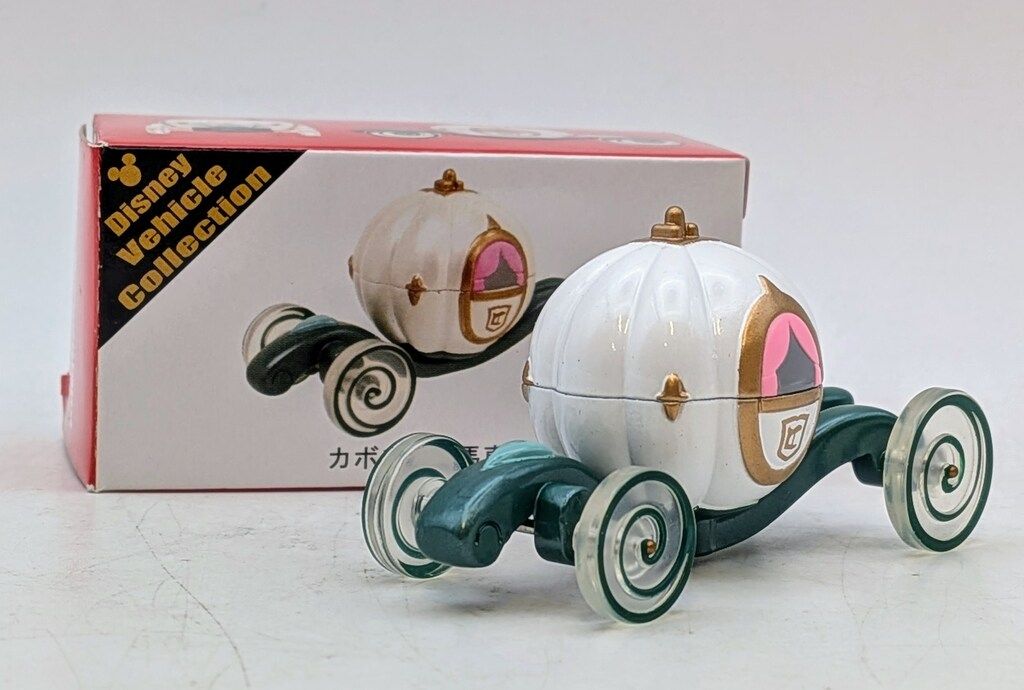 トミー トミカDisney Vehicle Collection カボチャの馬車(パッケージ赤