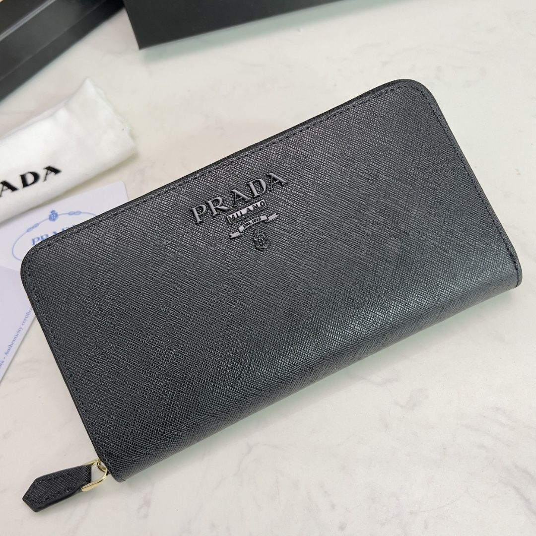 プラダ PRADA 長財布 超人気 極美品 男女兼用 新品未使用 財布 ウォレット 小銭入れ ファスナー さいふ - メルカリ