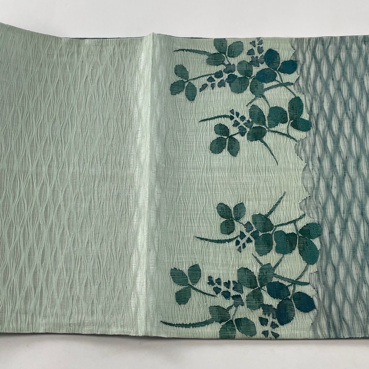 袋帯 夏用　緑色の草花柄 袋帯 夏用緑色の草花柄