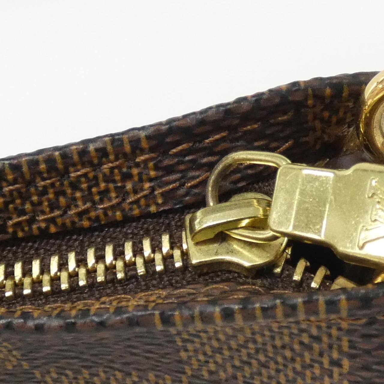 アクセサリーポーチ