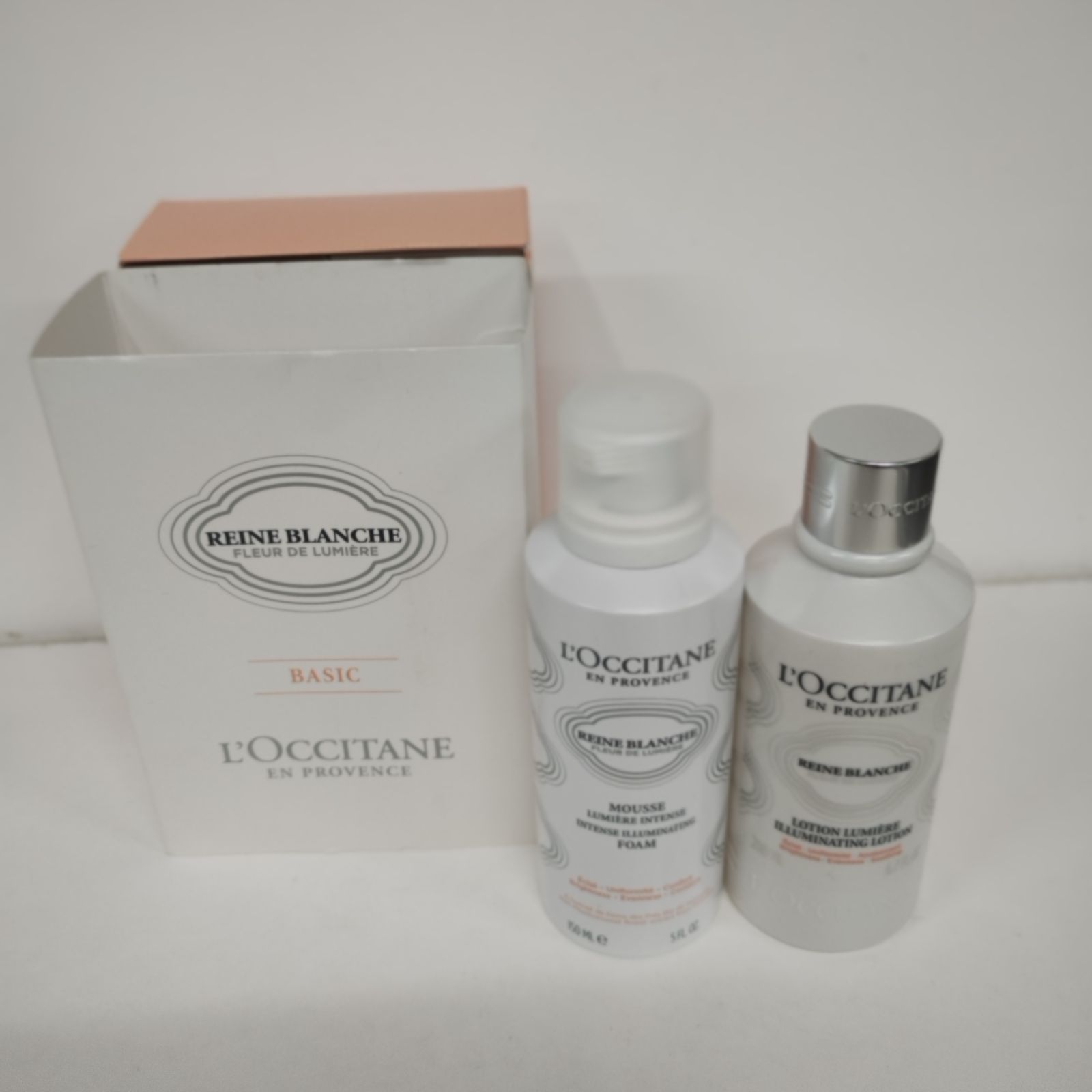 D2438 L'OCCITANE REINE BLANCHE ロクシタン レーヌブランシュ