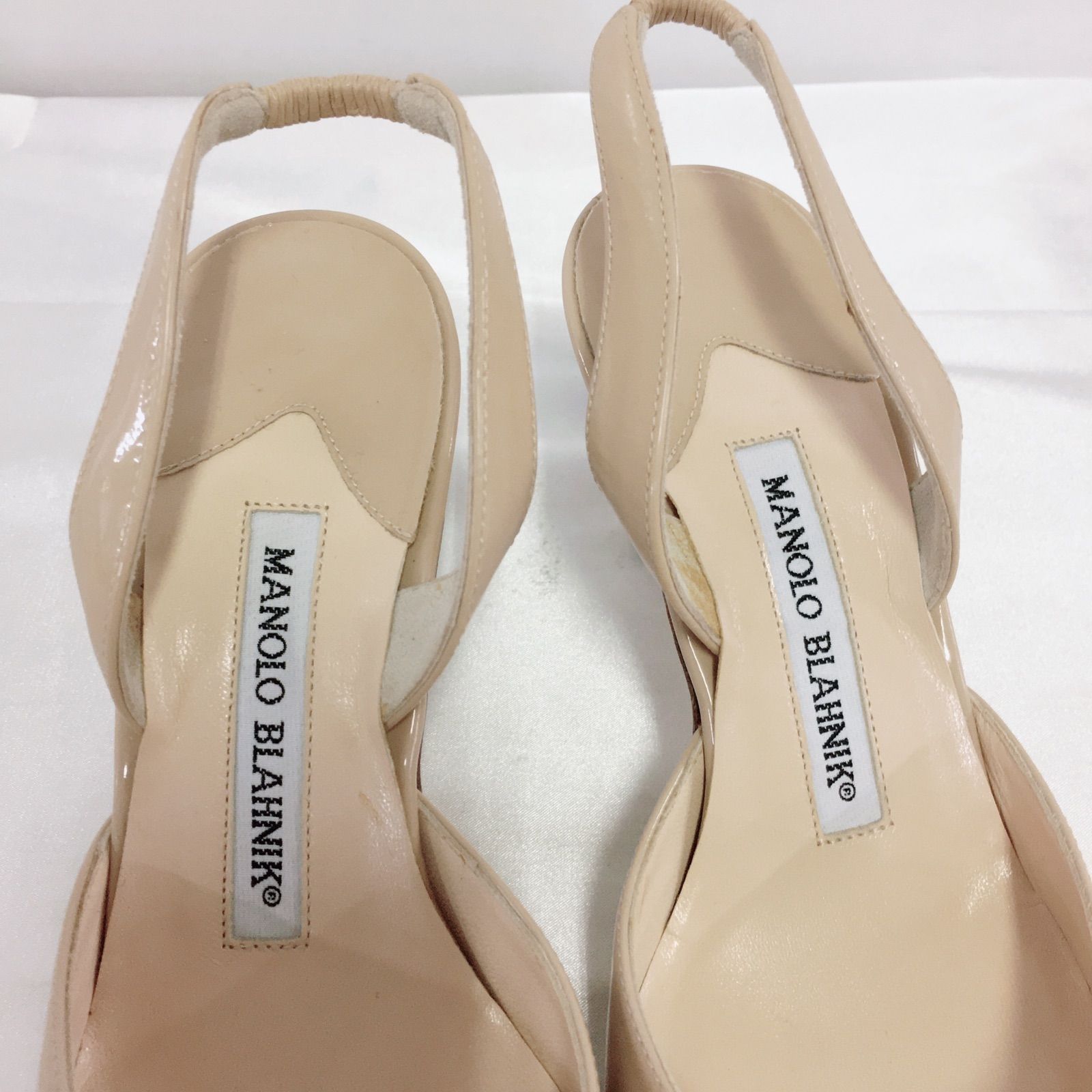 MANOLO BLAHNIK ベージュ ミュール ポインテッドトゥ MANOLO BLAHNIK マノロブラニク ポインテッドトゥミュール