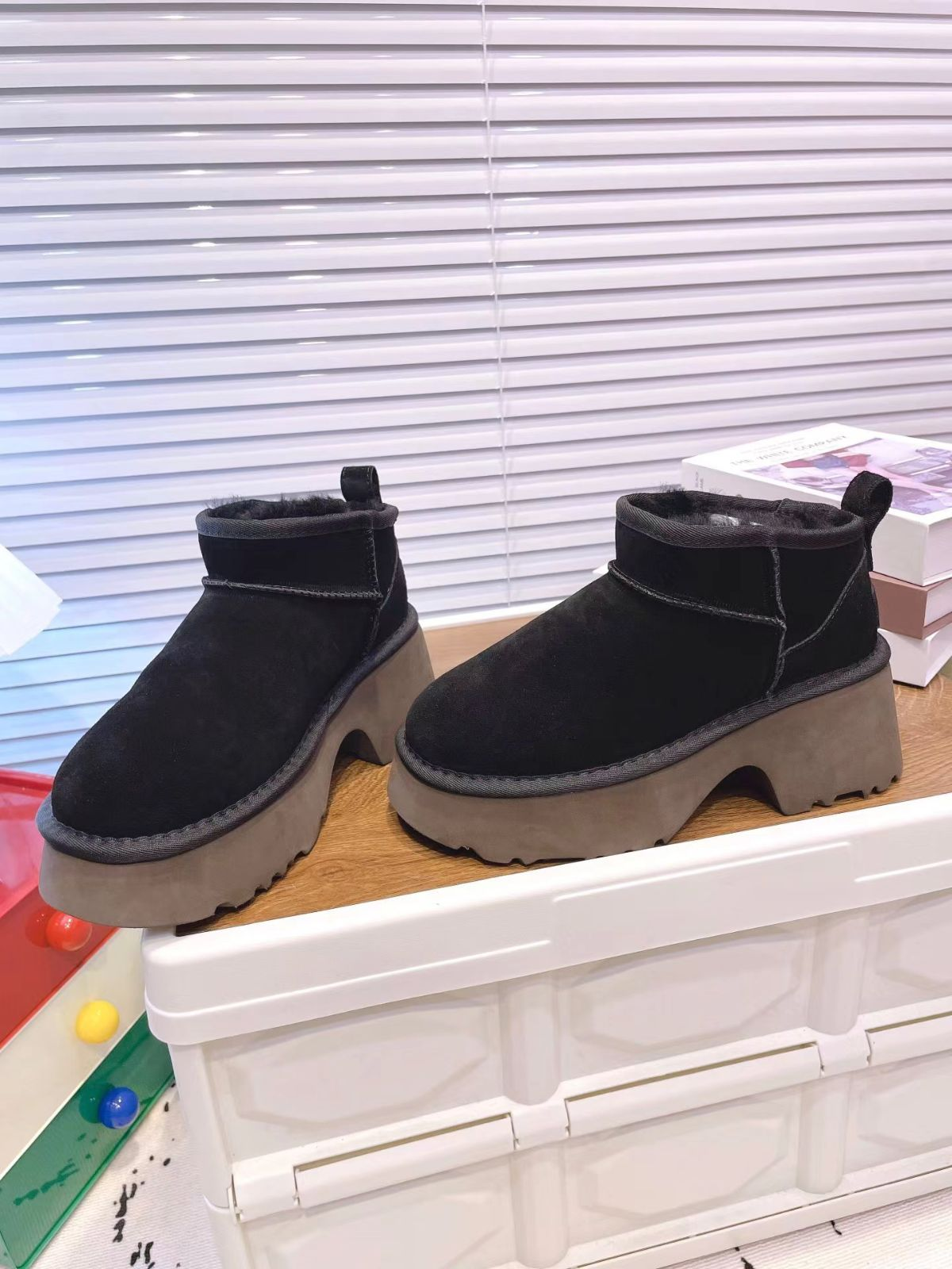 2023FW  革タグ 撥水 防汚性をプラス 【CLASSIC MINI II】【 ugg 国内正規商品 】 ugg classic mini UGG( アグ ）ugg クラシック ミニ 2【 BLACK 】 ugg ムートンブーツ 正規品 ウィメンズ