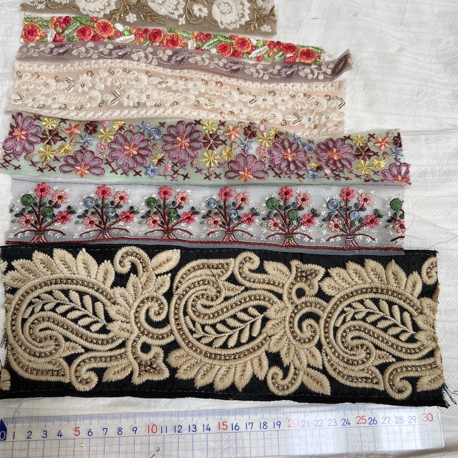 インド刺繍リボンまとめ売りけ   おまとめ割します