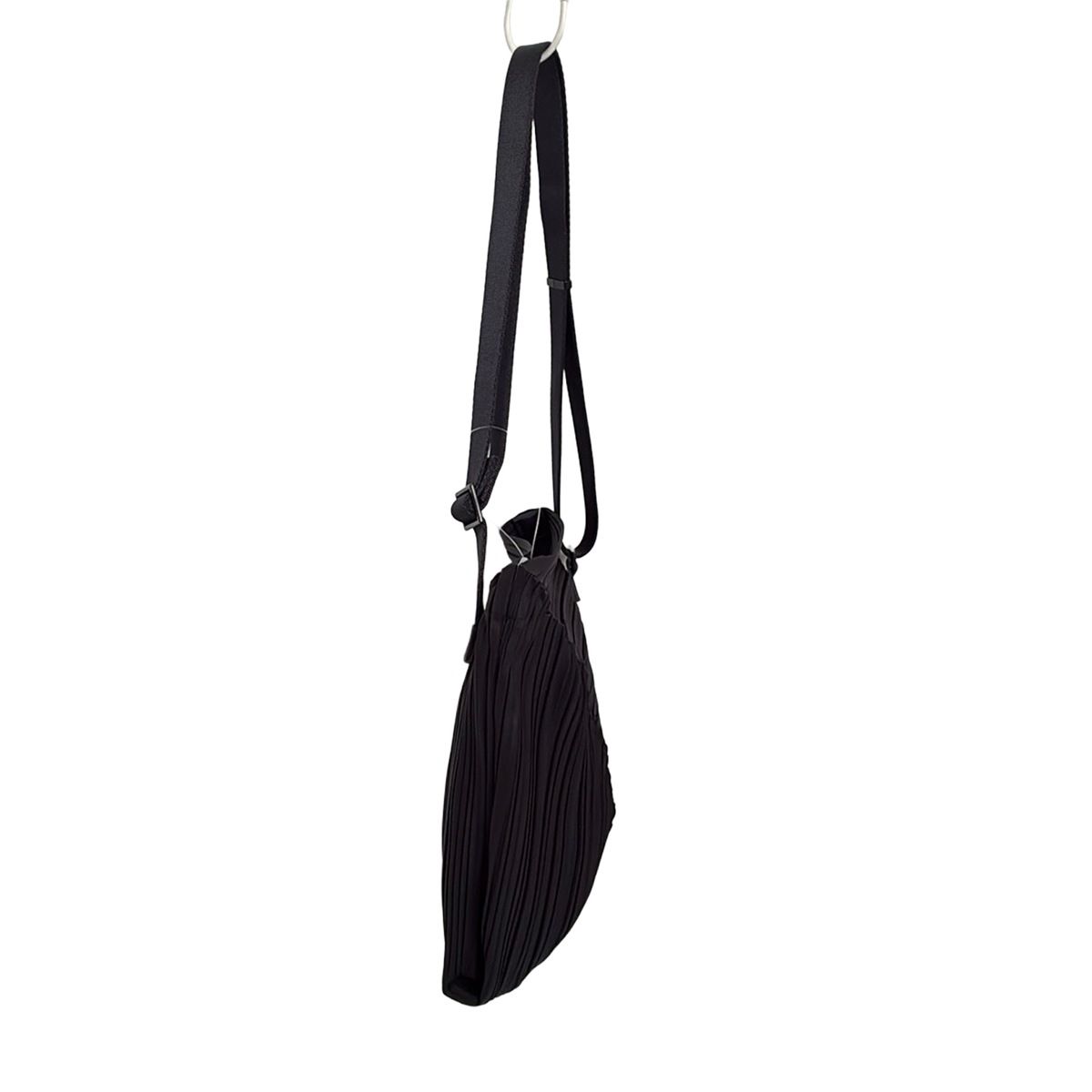 PLEATS PLEASE(プリーツプリーズ) ショルダーバッグ美品 - 黒