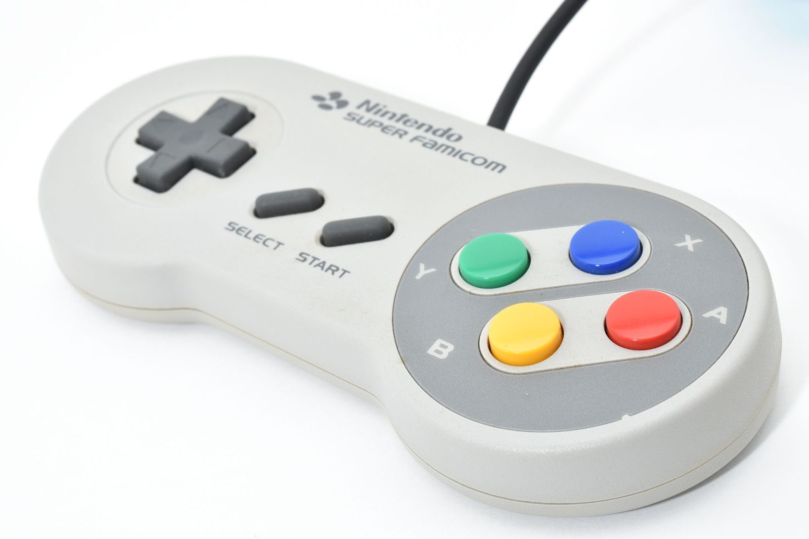 楽しんで買おう! 上 完動品 ニンテンドークラシックミニ スーパーファミコン 任天堂 本体 HDMI USBケーブル付属 コントローラー2個 外箱 説明書完備 B1019 音楽