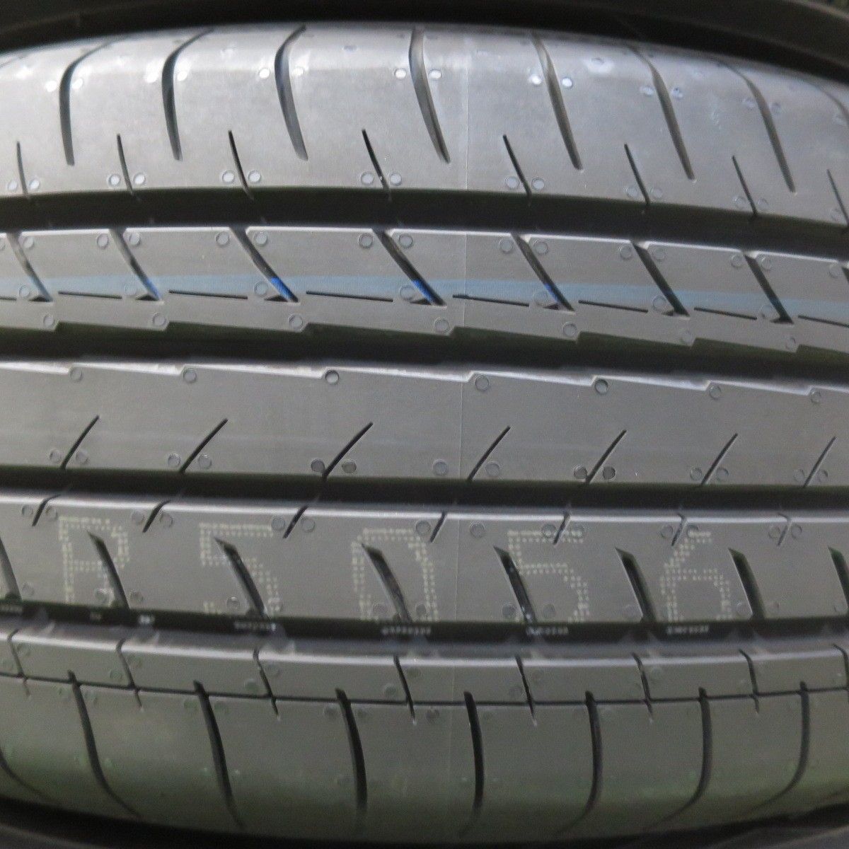 新車外し 25年 トヨタ ヤリス クロス 純正 205|65R16 ヨコハマ BluEarth-GT AE51 ブルーアース 16インチ PCD114.3|5H 5100607イノ WWW_BUZ-MARSEILLE_FR