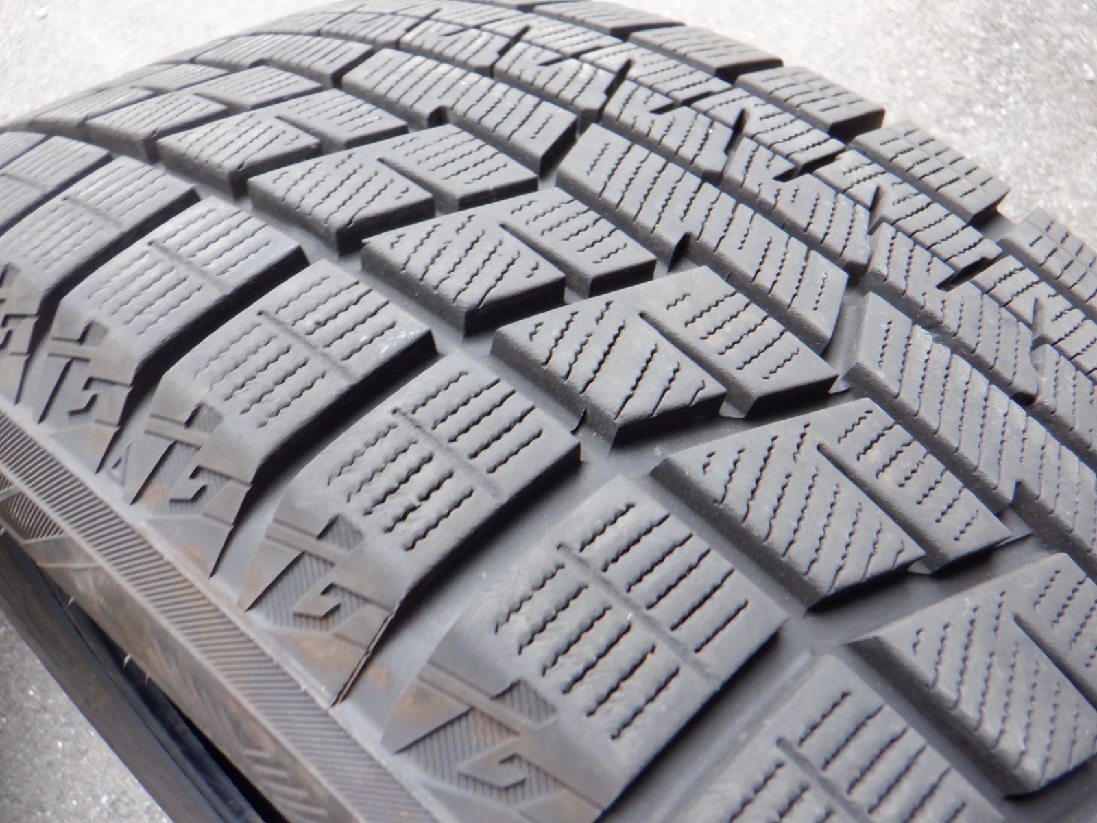 205 55R16 ヨコハマ アイスガードiG60 ４本 ノア ヴォクシー レクサスCT ゴルフ アウディ カローラなど FFCRYSTALESIA_COM