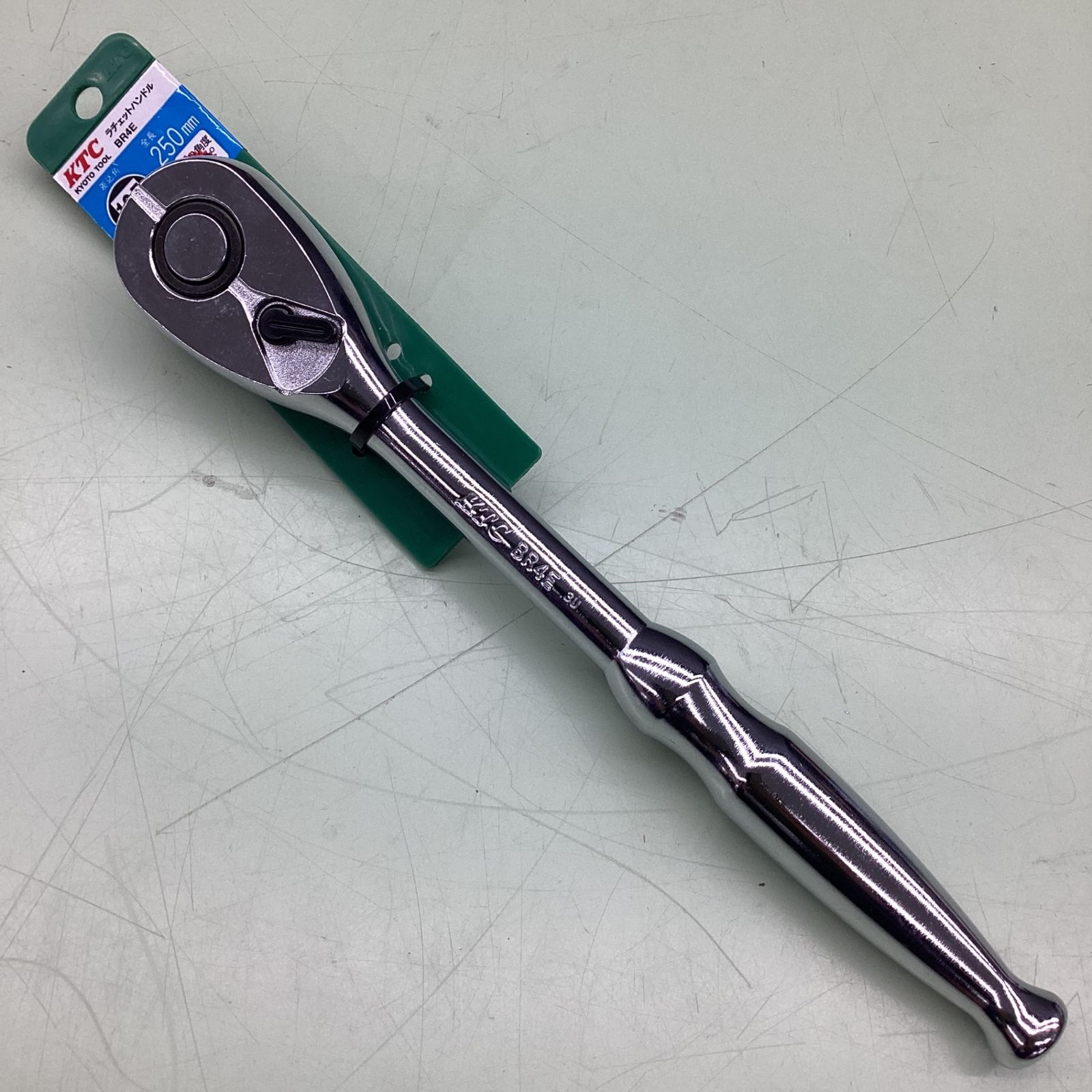 コルベ神父: 優しさと強さと (母と子でみる A 18)