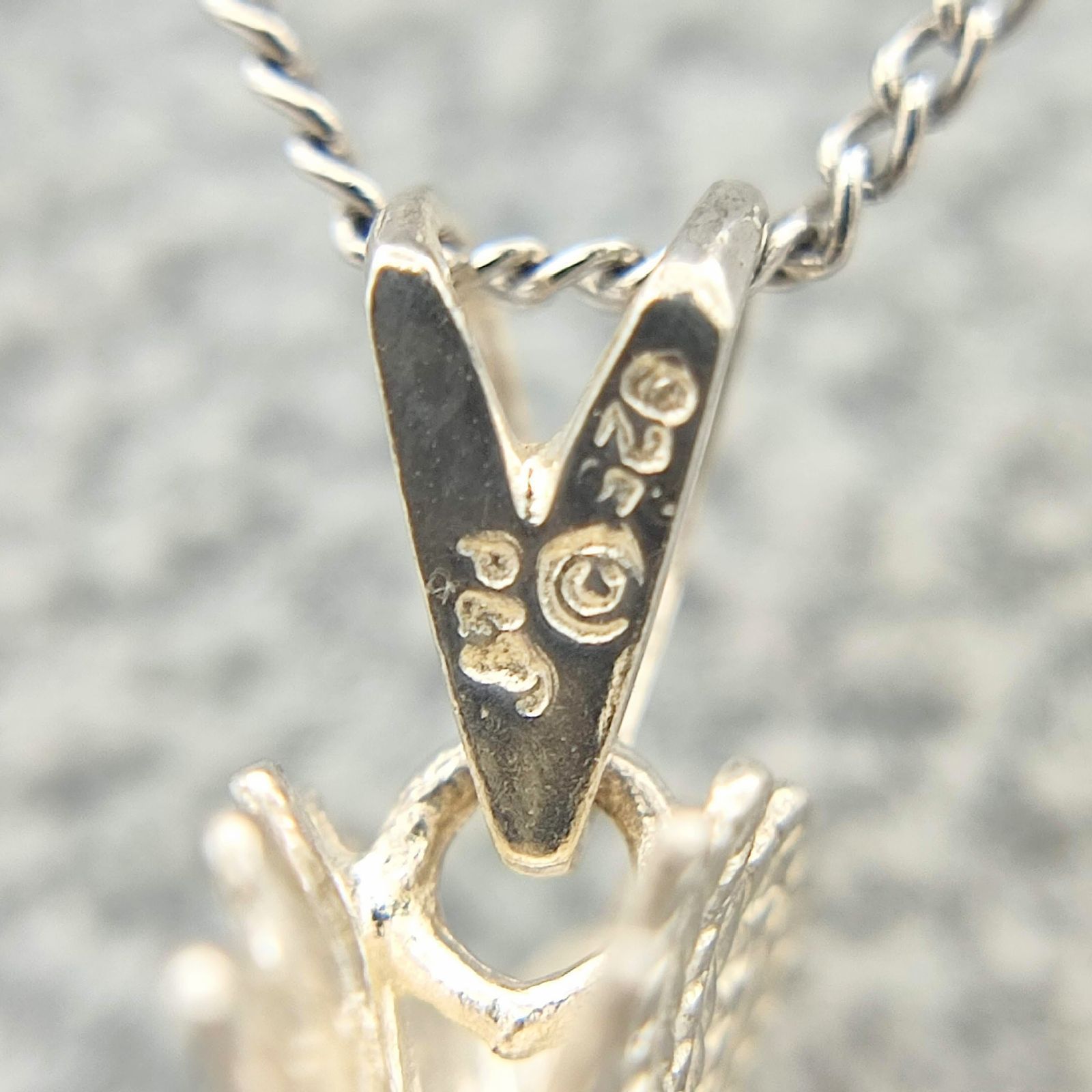 美品】ハワイアンジュエリー ペンダントトップ イカイカ ハワイアン